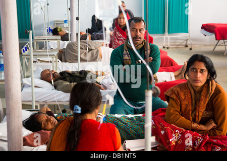 Clinique à la Kumbh Mela, Allahabad, Inde Banque D'Images