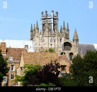 Cathédrale d'Ely, lanterne octogone et tours, Cambridgeshire England UK Anglais cathédrales médiévales de la cité de la tour Banque D'Images