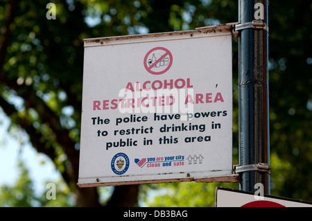 L'alcool restricted area sign, Sutton Coldfield, Royaume-Uni Banque D'Images