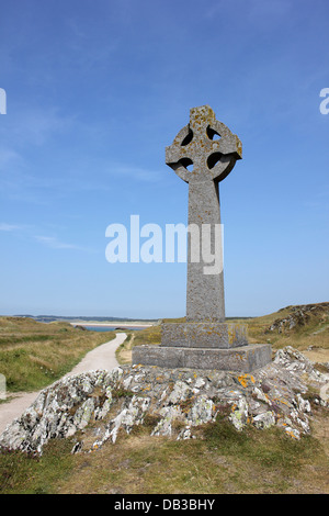 Le monument aux morts sur l'île Llanddwyn Ynys, Anglesey Banque D'Images