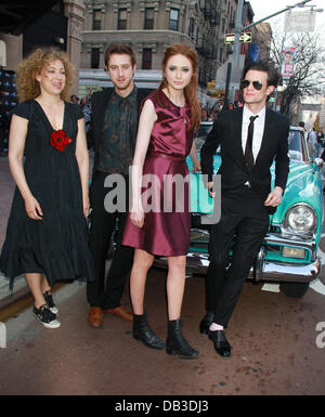 Alex Kingston, Arthur Darvill, Karen Gillan, Matt Smith qui « docteur dépistage" tenue à l'East Village Cinema New York City, USA - 11.04.11 Banque D'Images