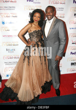 Président honoraire Pamela Joyner et Reginald Van Lee 7e Gala annuel preuve...un souffle de printemps organisé par la loi et commande d'actrice Banque D'Images