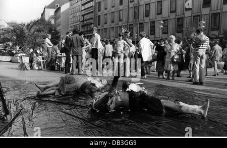 Manifestations, manifestation contre l'armement nucléaire, Hiroshima Day à Munich, zone piétonne, 6.8.1981, droits additionnels-Clearences-non disponible Banque D'Images