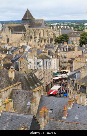 Vue panoramique de la vieille ville de Dinan, Bretagne, France Banque D'Images