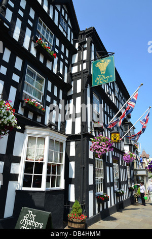 16e siècle les plumes Hotel, High Street, Ledbury, Herefordshire, Angleterre, Royaume-Uni Banque D'Images