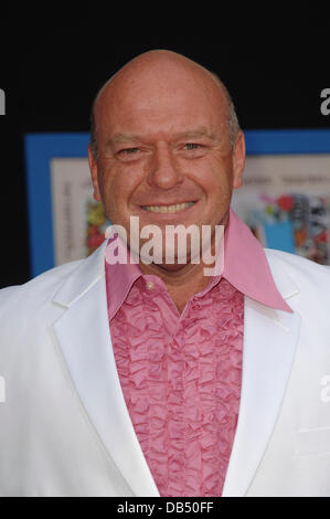 Dean Norris Première mondiale de "Prom' au El Capitan Theatre de Hollywood, Californie - 21.04.11 Banque D'Images