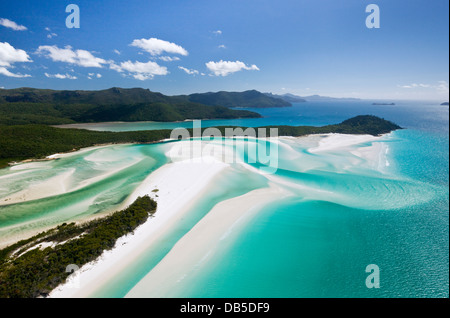 Vue aérienne de Tongue Point, Hill Inlet et Whitehaven Beach. Whitsunday Island, Whitsundays, Queensland, Australie Banque D'Images