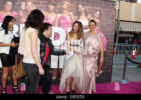 Tanya Haden, Jack Black, Kristen Wiig, Maya Rudolph La première de "demoiselles" tenue au Mann Village Theatre - Arrivées Los Angeles, Californie - 28.04.11 Banque D'Images