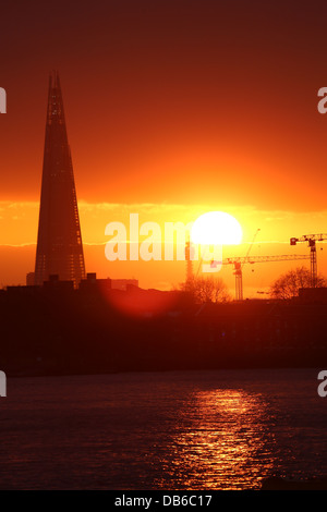 Le Shard et BT Tower à Londres au coucher du soleil (vue de Greenwich/le Cutty Sark Banque D'Images