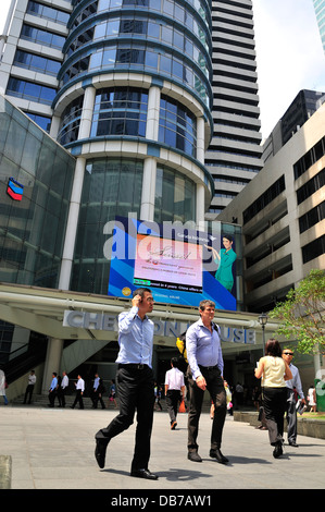 L'heure du déjeuner à Raffles Place Singapore Banque D'Images