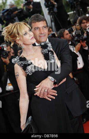 Melanie Griffith, Antonio Banderas 2011 Cannes International Film Festival - Jour 1 - Minuit à Paris - Premiere - Arrivées Cannes, France - 11.05.11 Banque D'Images