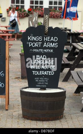 Demande d'aucune mauvaise langue au port des armes et Kings Head pubs en Deal kent Banque D'Images