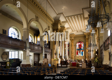 Royaume-uni, Angleterre, Birmingham, St Philip's Cathédrale, intérieur baroque Banque D'Images