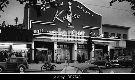 Géographie / Voyage, Allemagne, Hambourg, gastronomie, café 'Keese', Reeperbahn, vue extérieure, années 1950, droits supplémentaires-Clearences-non disponible Banque D'Images