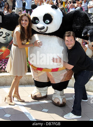 Angelina Jolie et Jack Black 2011 Cannes International Film Festival - Jour 2 'Kung Fu Panda 2' Photocall Cannes, France - 12.05.11 Banque D'Images