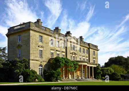 Exbury house, vu de la pelouse, construit par la famille Rothschild, Exbury , Dorset, Grande Bretagne. Banque D'Images