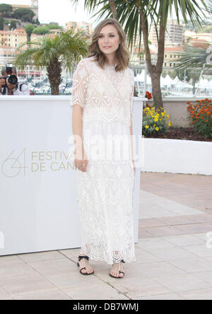 Elizabeth Olsen 2011 Cannes International Film Festival - Jour 5 - Martha Marcy Marlene Mai - Photocall Cannes, France - 15.05.11 Banque D'Images