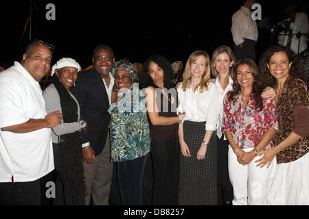 John Meeks, Candace Bowen, M. Gregory Meeks, Starletta DuPois, Kimberly Russell, Helen Slater, Lisa Vidal et Erica Gimpel 'La Route de la Liberté' public lecture étape au LACC Camino Theatre Los Angeles, Californie - 15.05.11 Banque D'Images