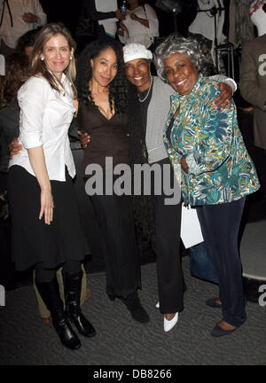 Helen Slater, Kimberly Russell, Candace Starletta DuPois Bowen et 'La Route de la Liberté' public lecture étape au LACC Camino Theatre Los Angeles, Californie - 15.05.11 Banque D'Images