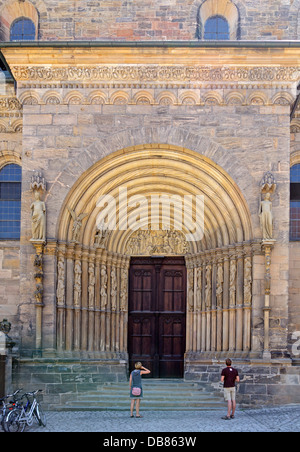 Portail d'entrée, de la cathédrale, Bamberg, Bavière, Allemagne Banque D'Images