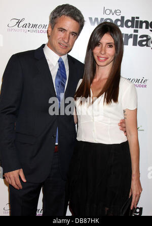 Dermot Mulroney et épouse Tharita Catulle Los Angeles Premiere d 'Amour, mariage, Mariage" tenue au Pacific Design Center de Los Angeles, Californie - 17.05.11 Banque D'Images