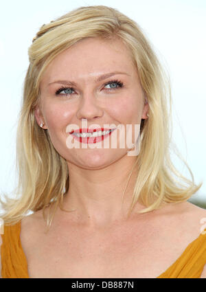 Kirsten Dunst 2011 Cannes International Film Festival - Jour 8 - Melancholia - Photocall Cannes, France - 18.05.11 Banque D'Images