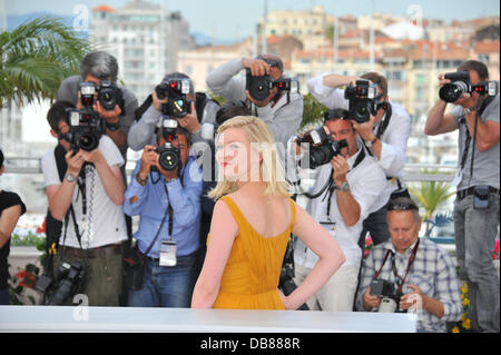 Kirsten Dunst 2011 Cannes International Film Festival - Jour 8 - Melancholia - Photocall Cannes, France - 18.05.11 Banque D'Images