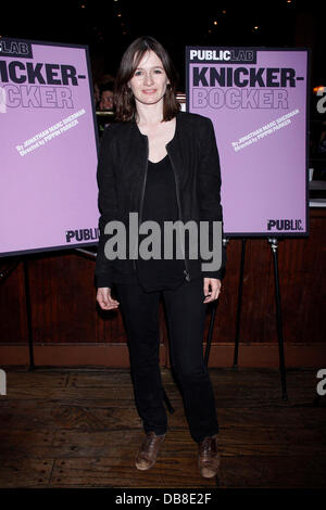 Emily Mortimer Opening Night after party pour le public Theatre Lab production "Knickerbocker" tenue à la Knickerbocker Bar and Grill New York City, USA - 19.05.11 Banque D'Images