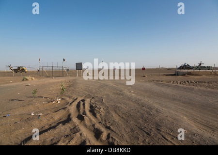 Les services américains l'opération Eagle Claw abandonné et ruiné des hélicoptères, y Lyubashenko, Iran Banque D'Images