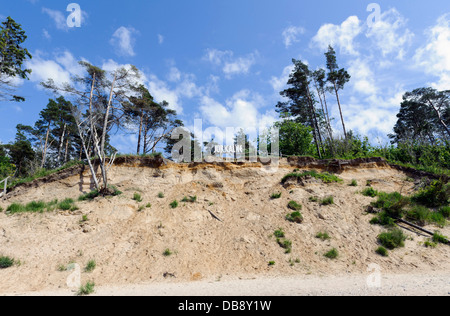 Plage et falaises de la côte, de la Lettonie, de l'Europe Jurkalne Banque D'Images