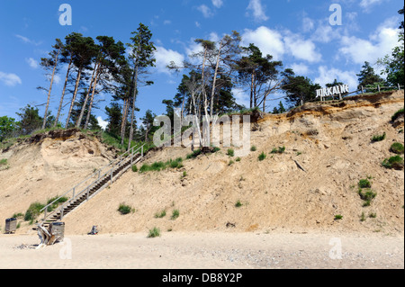 Plage et falaises de la côte, de la Lettonie, de l'Europe Jurkalne Banque D'Images