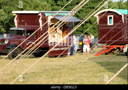 Cirque Giffords wagons traditionnels Banque D'Images