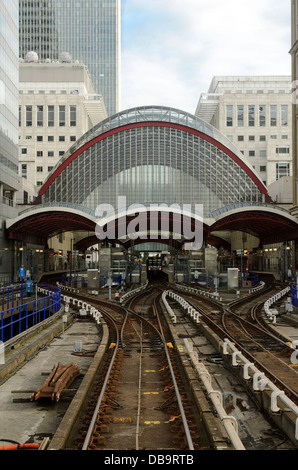 Dockland Light Railway. La station Canary Wharf - London Banque D'Images