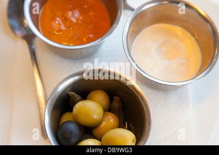 Des tapas sur table de restaurant Banque D'Images