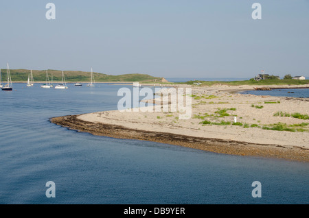 Le Massachusetts, Elizabeth Islands, Cuttyhunk Island. Rive rocheuse de Cuttyhunk. Banque D'Images