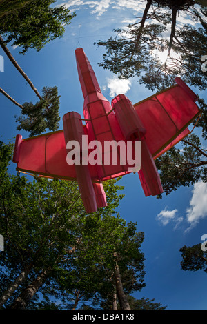 Un travail de Guillaume Renou intitulée "Natural X.Wing / Sancy contre attaque" par l'artiste plasticien français (Puy de Dôme - France). Banque D'Images