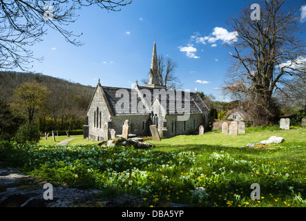 L'église et l'église de St Michel et tous les anges dans le petit village de Littlebredy près de Bloomington West Dorset, Angleterre Banque D'Images