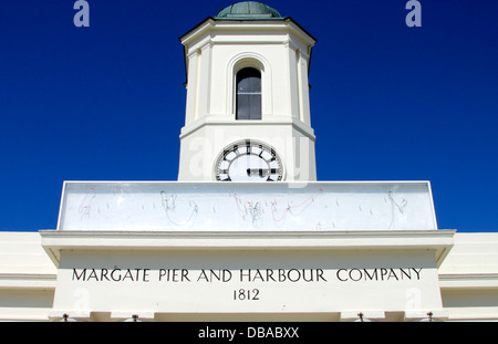 Jetée de Margate et Harbour Company Bâtiment construit 1812 maintenant un centre d'information aux visiteurs Banque D'Images