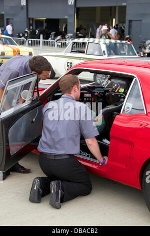 Silverstone, Northants, UK. 26 juillet, 2013. Silverstone Classic 2013 - Vendredi : Tout crédit4 Photographie/Alamy Live News Banque D'Images