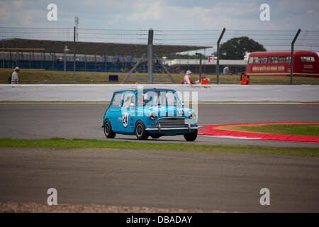 Silverstone, Northants, UK. 26 juillet, 2013. Silverstone Classic 2013 - Vendredi : Tout crédit4 Photographie/Alamy Live News Banque D'Images