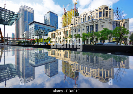 Taiwan, Taipei cityscape au Xinyi District. Banque D'Images