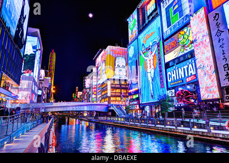 La vie nocturne de Dotonbori Osaka, Japon. Banque D'Images