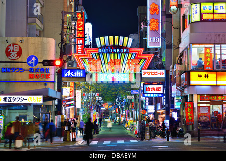 La vie nocturne de Dotonbori Osaka, Japon. Banque D'Images