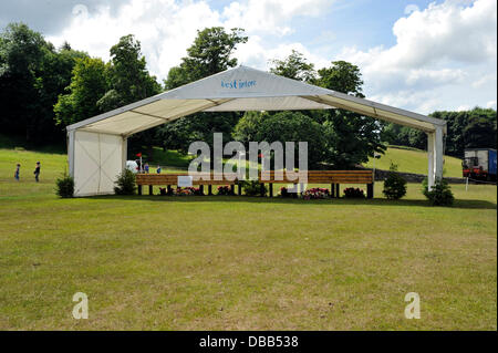 Hopetoun House, South Queensferry, Edinburgh, samedi 27 juillet 2013, la clôture à l'inal Le Gillespie Macandrew Hopetoun Horse Trials, Hopetoun House, South Queensferry, 26/07/13 : Crédit Colin Lunn/Alamy Live News Banque D'Images