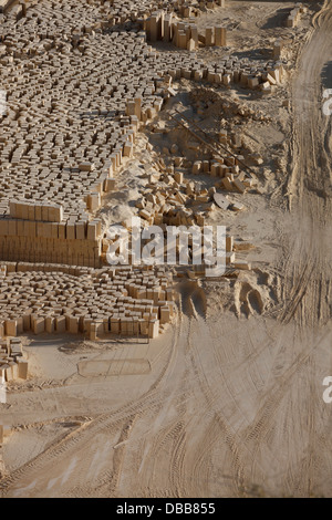 Carrière de calcaire le long des falaises autour de Dwejra dans l'île de Gozo, l'île soeur de Malte Banque D'Images