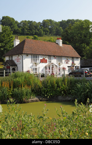 L'Lydden Bell public house, Kent, Angleterre, RU, FR Banque D'Images