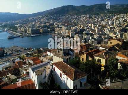 Kavala est la deuxième plus grande ville dans le nord de la Grèce, le principal port de l'est de la Macédoine Banque D'Images