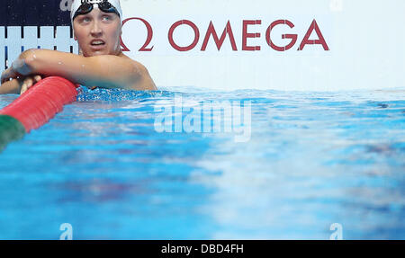 Barcelone, Espagne. 29 juillet, 2013. Caroline Ruhnau d'Allemagne réagit après le women's 100m brasse de la 15e Championnats du Monde de Natation FINA au Palau Sant Jordi Arena de Barcelone, Espagne, 29 juillet 2013. Photo : Friso Gentsch/dpa/Alamy Live News Banque D'Images