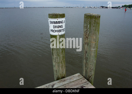 Dock à Rock Hall, Maryland, le long de la côte Est de la baie de Chesapeake. Banque D'Images