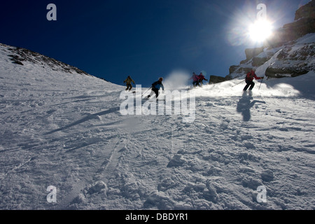 Ski de randonnée dans le massif des Aravis Banque D'Images